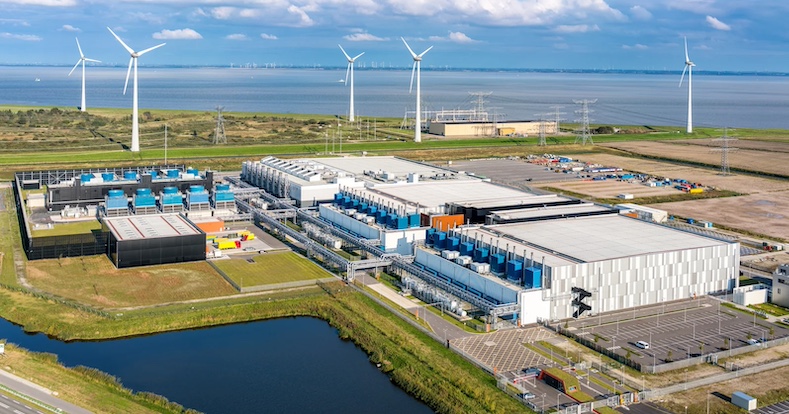 New carbon-intelligent computing platform