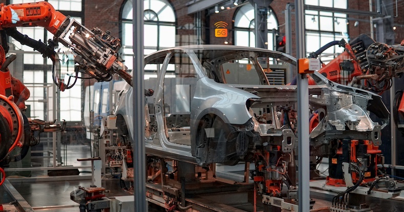 5G revolutionize the Industrial Internet of Things (IIoT)