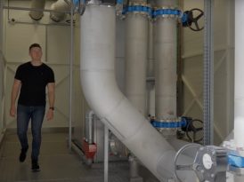 The Paris Olympic Pool is Heated by the Internet